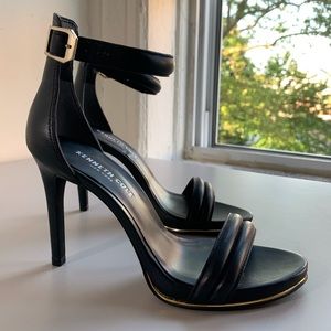 Kenneth Cole Brooke